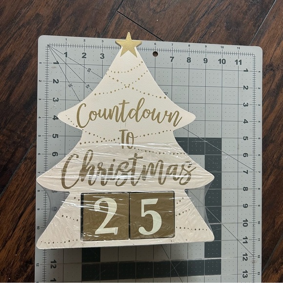 Christmas Advent Calendar - Picture 9 of 10